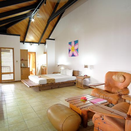 Anchorage Beach Resort Viseisei Esterno foto